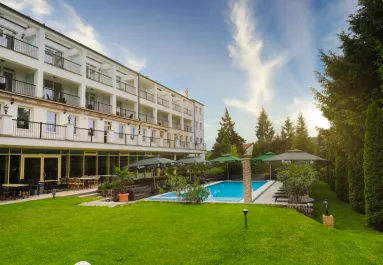 Egy miskolci meg egy tokaji szálloda harcol a döntőbe jutásért