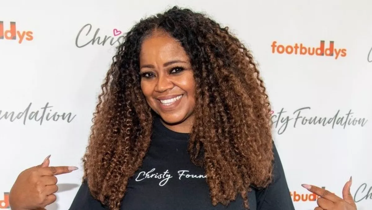 34 éve az egész világ az ő dalát énekelte: ma senki nem ismeri fel ezt az 52 éves nőt – Fotók