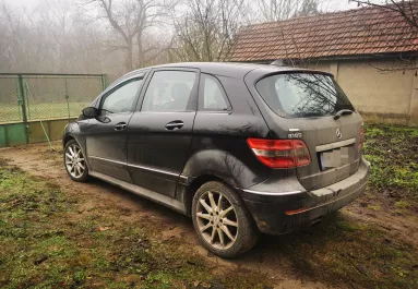 Ugrott a ház, az autók, az arany és pénz: a szabadszállási pár biznisze befuccsolt - Fotók