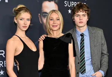 Gyerekeivel állt a vörös szőnyegre Gwyneth Paltrow: a 21 éves lánya szettjén meglepő dolgot szúrtak ki - Fotók