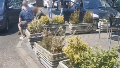 Telekocsival jött haza Hollandiából Patrik: amikor a barátaival találkozott egy kúton, véget ért az üzlet