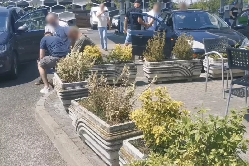 telekocsi, drog, krimi, bűnügy, rendőrség, 