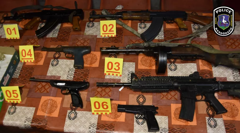 fegyverek, borsod, bűnügy, krimi, 