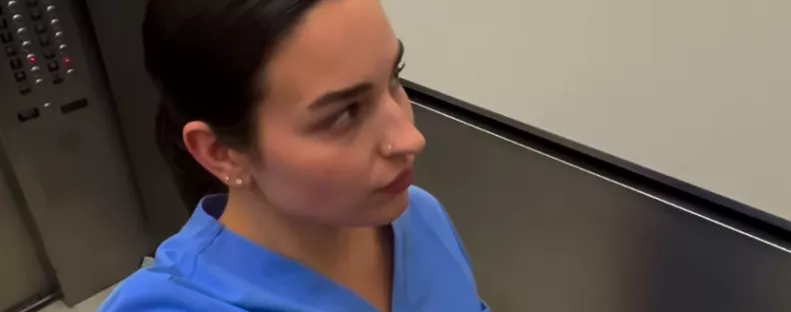 Nem ír vissza a nő SMS-ére a párja: ezután megnézi a biztonsági kamerát