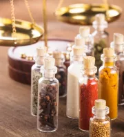 Nem a fahéj vagy a vanília az: ettől a fűszertől minden sütemény édesebb lesz cukor nélkül is