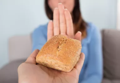 Ha ezt a tünetet tapasztalod evés után, valószínűleg gluténmérgezésed van