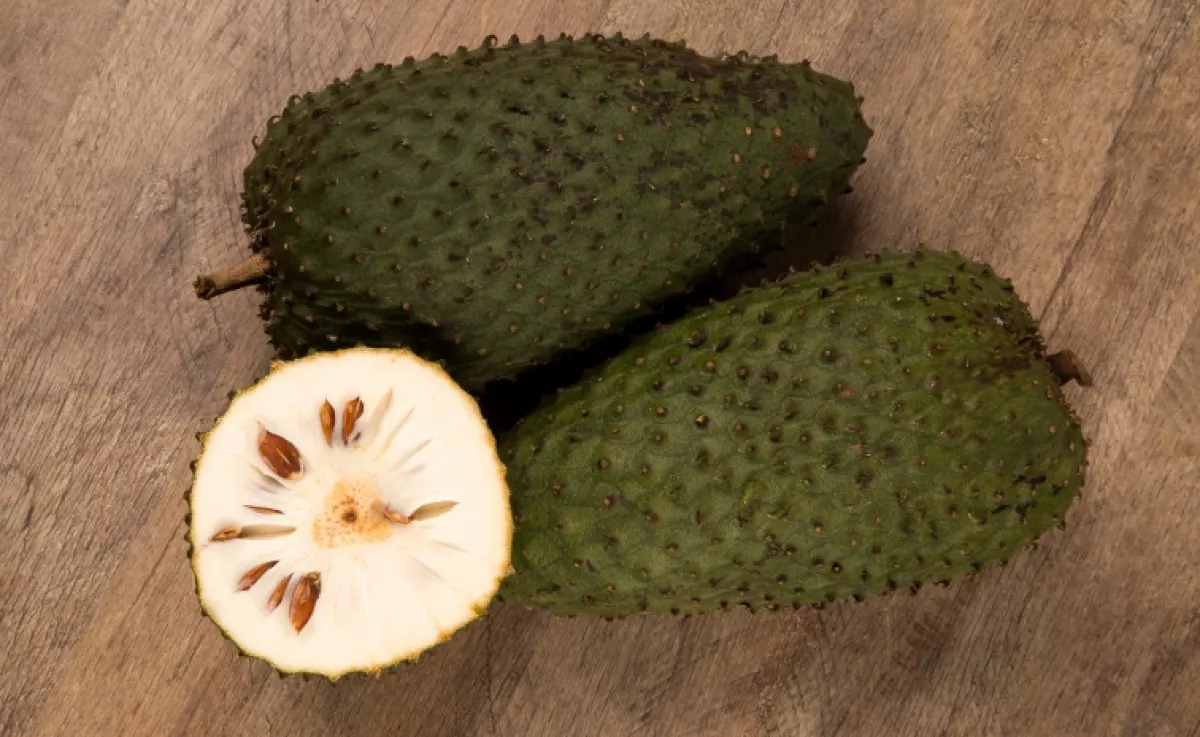 Nem a banán vagy az ananász az: ez a gyümölcs éhgyomorra fogyasztva felturbózza a zsírégetést