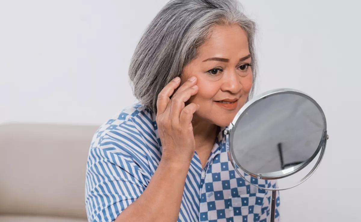 Egyetlen korty ebből, és évtizedeket is fiatalodhatsz: ez a fura ital a japánok hosszú életének titka, amely felveszi a harcot a ráncok ellen