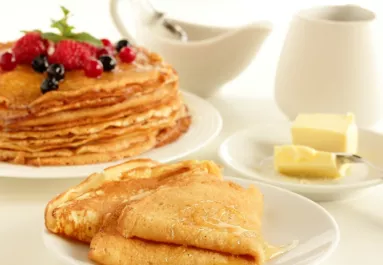 Nem a szódavíz az: ettől a titkos hozzávalótól lesz könnyű és levegős a palacsinta