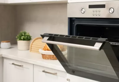 Ismered ezt a titkos gombot a sütőn? Nagyban megkönnyíti az életedet