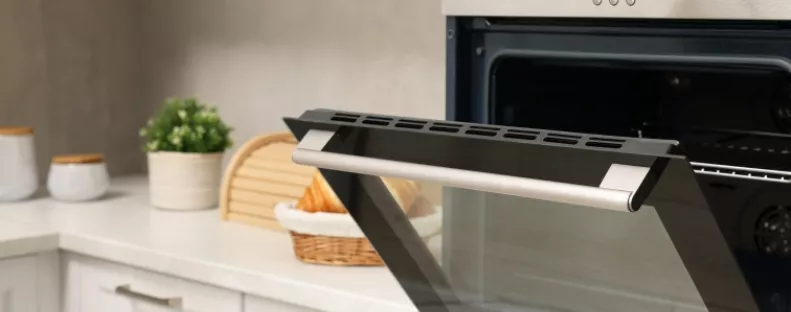 Ismered ezt a titkos gombot a sütőn? Nagyban megkönnyíti az életedet