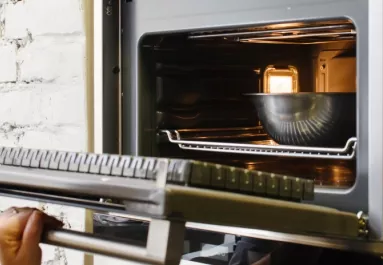 A tűzoltók szerint ezt az egy dolgot soha ne tedd a sütőbe: rendkívül robbanásveszélyes