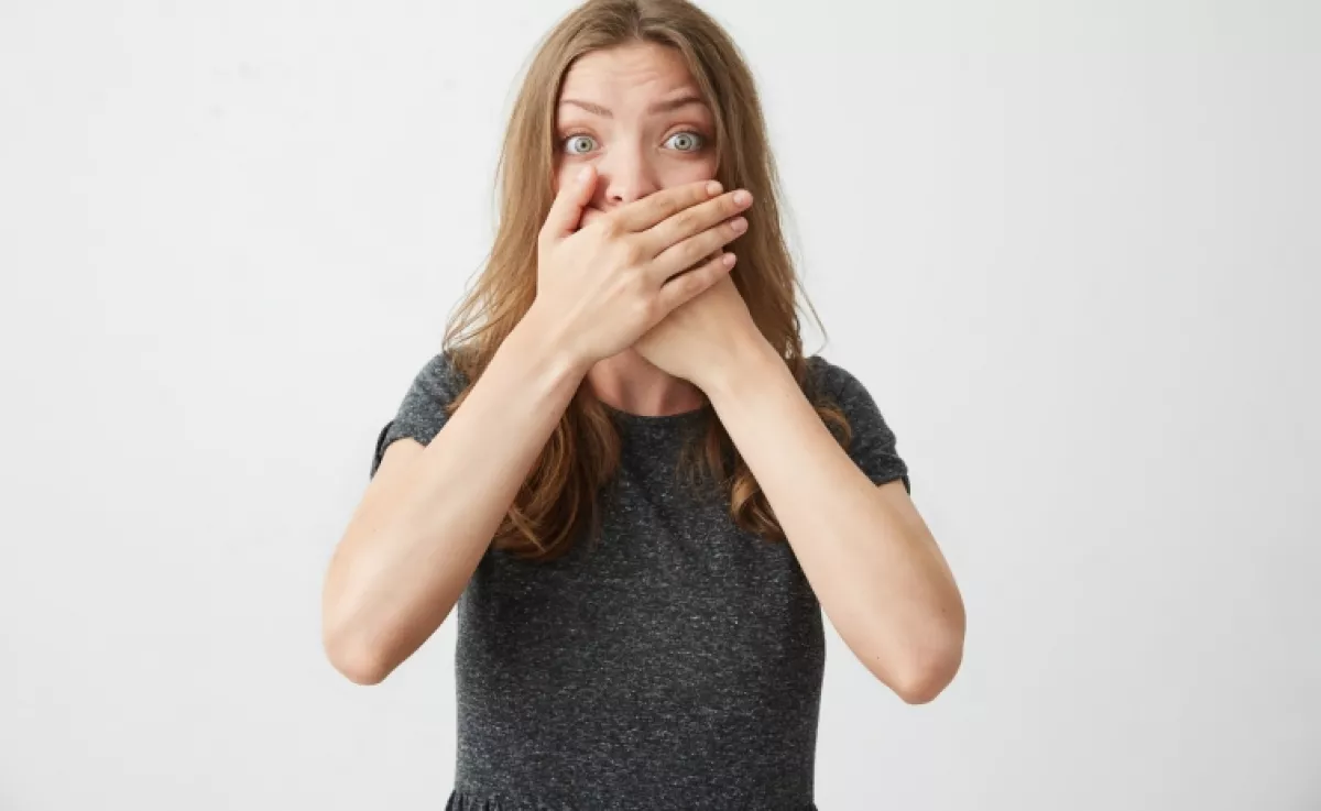 Soha ne mondd ki ezt az egy szót 11:11-kor: óriási baj érhet, ha mégis így teszel