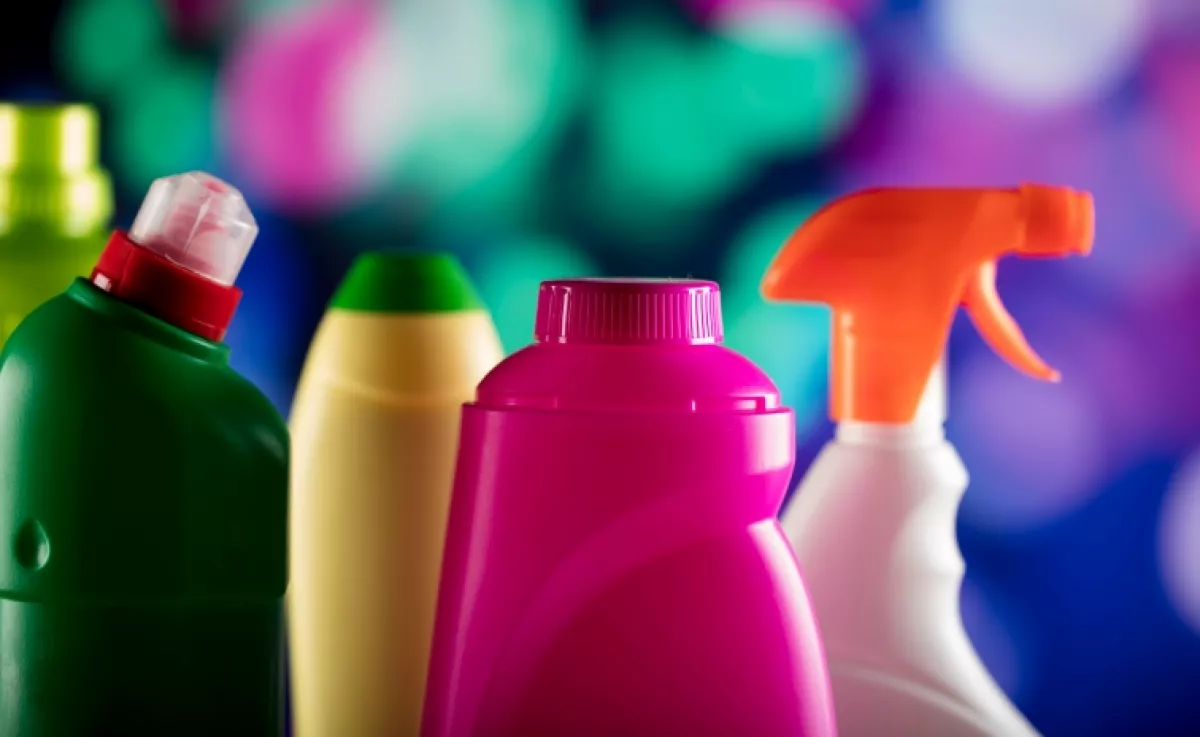 Soha ne keverd össze ezt a két tisztítószert: robbanásveszélyes kombináció!