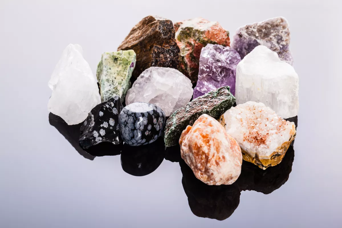 Pénzmágnes - 3 bőséget hozó ásvány, amit mindig hordj magadnál