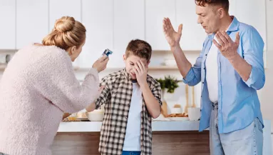 Meglepő adat: ez az étel áll a legtöbb gyermekkori allergia hátterében