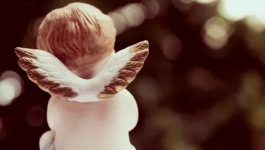 Nem véletlen történik: 5 finom jel, amivel az őrangyalod próbál megszólítani