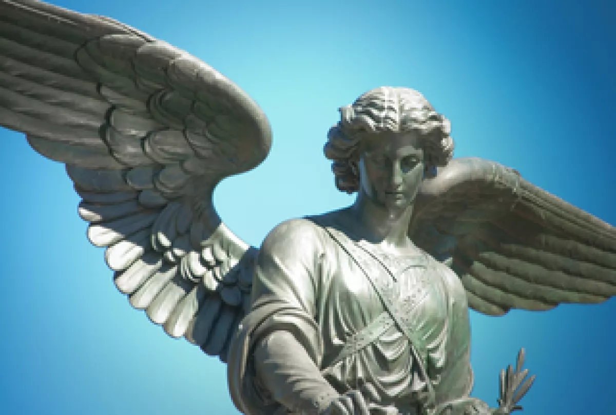 Az égiek üzennek: 5 jel, hogy az őrangyalod próbál kapcsolatba lépni veled