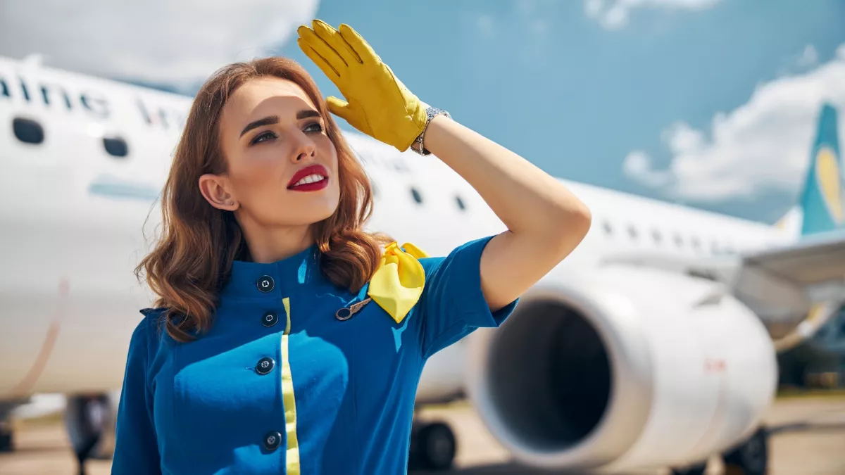 3 ok, amiért a stewardessek vörös rúzst használnak