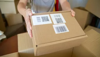 Könnyed és rugalmas csomagküldés Angliába