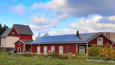 Napelemek telepítése: miért érdemes elgondolkodni rajta?