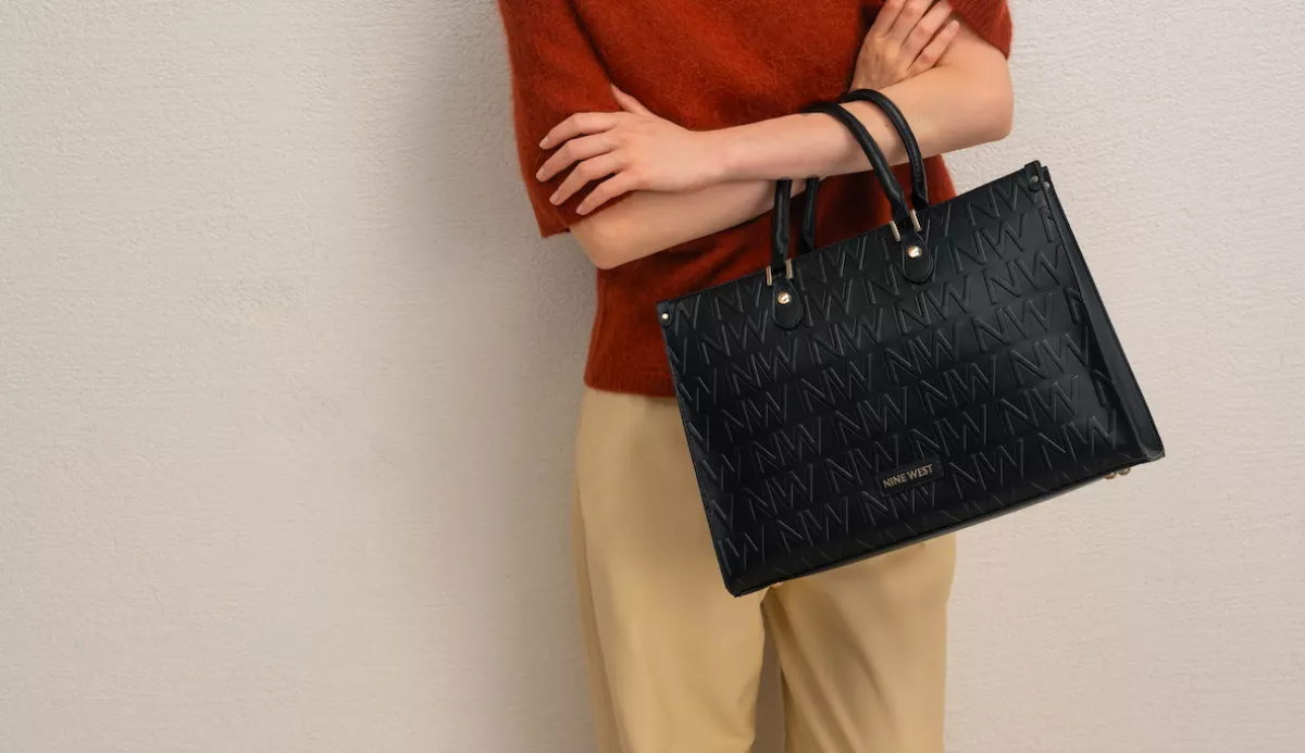 Kiegészítők, amelyek sosem mennek ki a divatból – ezekre minden női ruhatárban szükség van