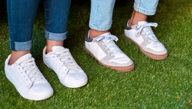 A legdivatosabb sneakerek nőknek – így válaszd ki a stílusodhoz illőt