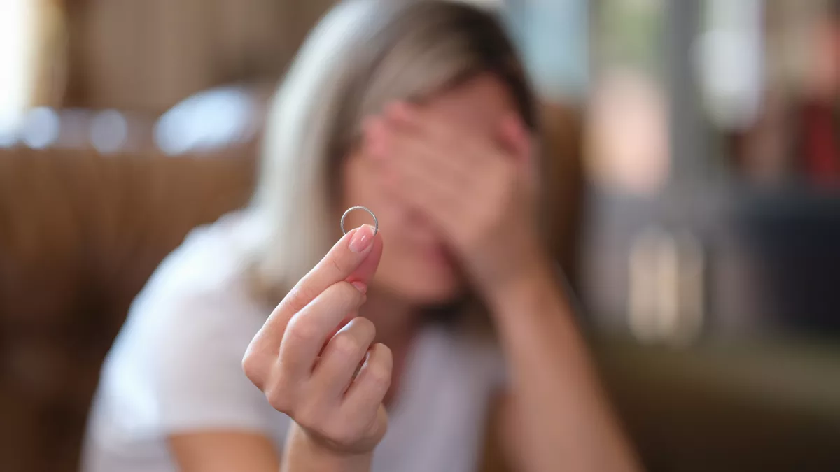 Megérkezett a baba, majd megcsörrent a telefon: a nő megtudja férje titkát
