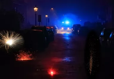 Házi készítésű tűzijáték miatt halt meg két 18 éves fiatal szilveszterkor