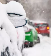 Ónos esó, havazás: erre a 13 vármegyére frissítették a riasztást hétfőre