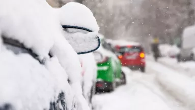 Ónos esó, havazás: erre a 13 vármegyére frissítették a riasztást hétfőre
