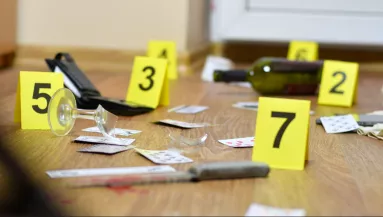 Nem tudta fizetni a lakbért: megölte a lakótársát egy 19 éves fiú