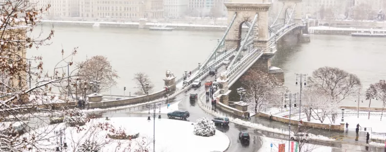 Havazás, hófúvás, ónos eső: narancssárga riasztást is kiadtak keddre