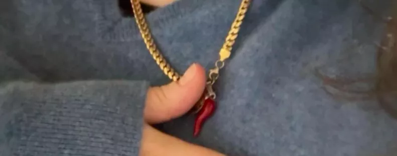 3000 forintért vett pulóvert a nő: amikor megtudta, mennyit ér, leesett az álla