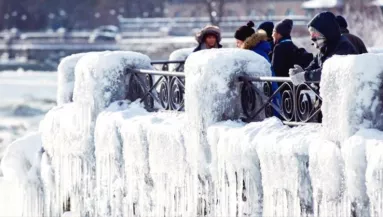 70 km/h-s szél, ónos eső: megjött a vasárnapi előrejelzés - riasztást is kiadtak