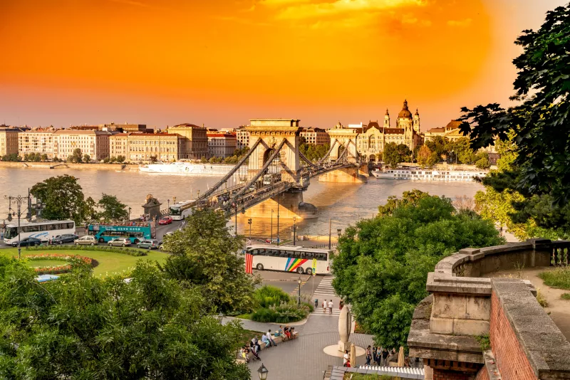 drága, városok, Numbeo, lista, árak, Európa, 