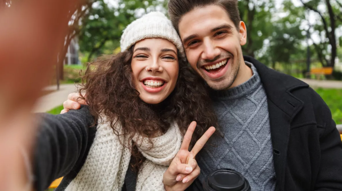 Ezt jelenti valójában, ha a párok nem posztolnak semmit