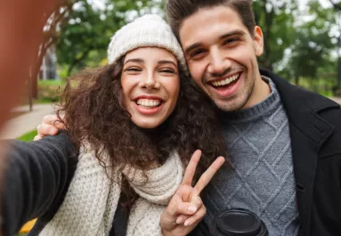 Ezt jelenti valójában, ha a párok nem posztolnak semmit