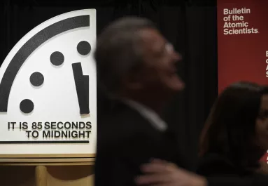 Világvége óra: soha nem volt ilyen közel a megsemmisüléshez az emberiség