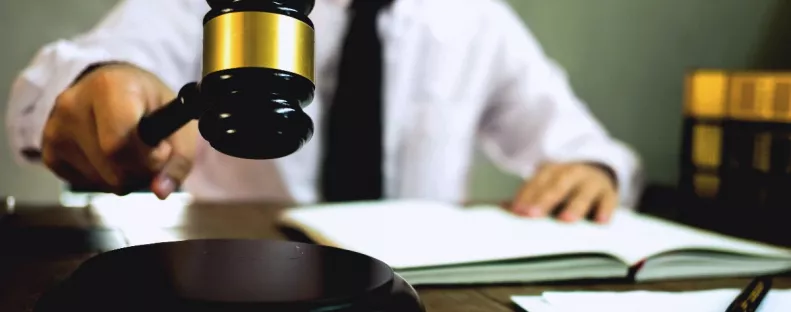 Mindenki érintett! Fontos figyelmeztetést tett közzé az ügyészség