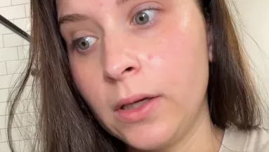 Elküldi a fiát az anya, rakja rendbe a szobáját: az eredmény pusztító