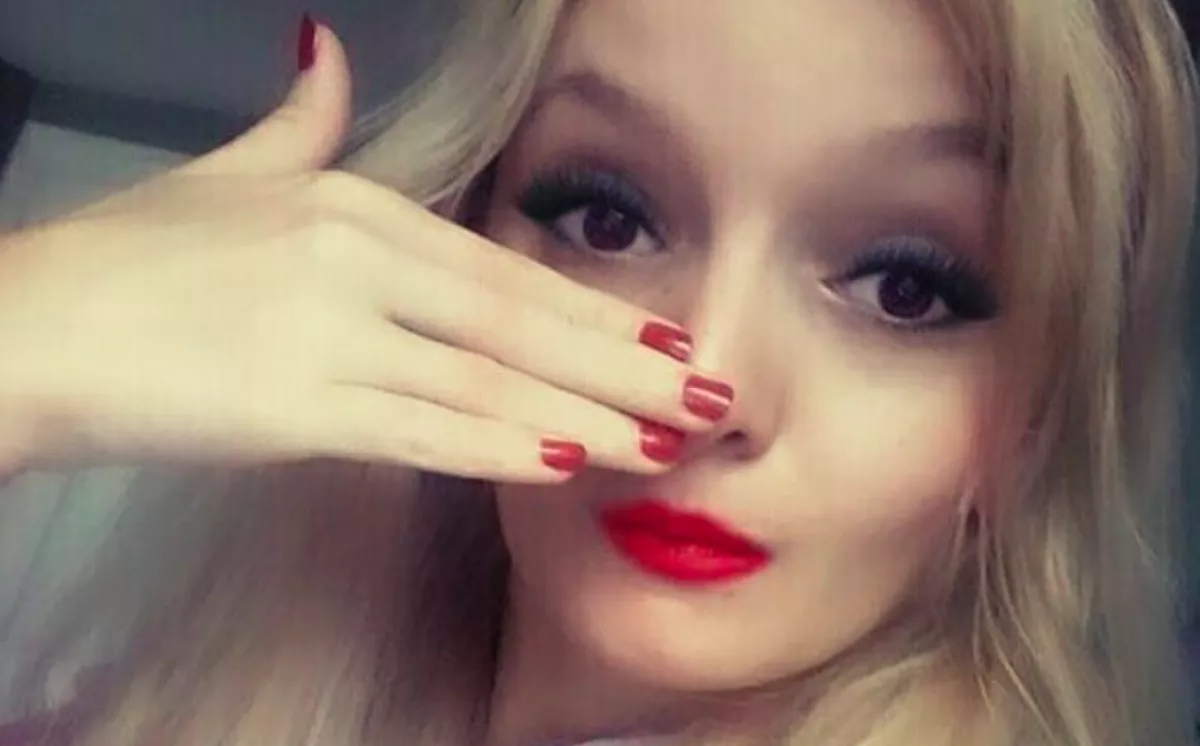 A nagyapjának nézik Ada szerelmét - Szerinted hány éves Robert?