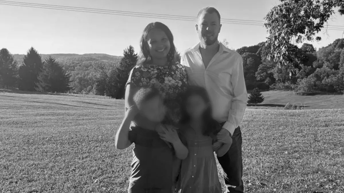 Tragikus baleset a gyógyszertár mögött: a szemétprésben találták holtan az apát