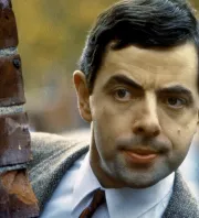 Saját apja lehetne Mr. Bean 30 éves lánya: Lily drasztikusan megváltozott
