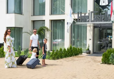 Két újabb hotel szállt harcba a végső győzelemért