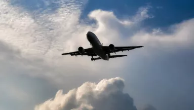 Megrázó részletek: majdnem lezuhant egy utasszállító Prága mellett