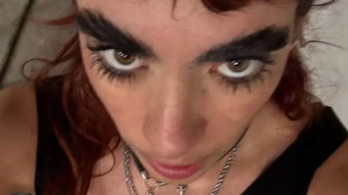 Négy éve nem borotválkozik Martina, már az arca is szőrös - Videók