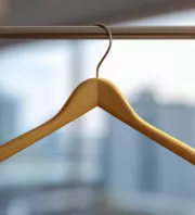 Ezért érdemes egy vállfát akasztani a konyhába