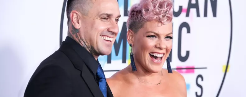 Vége! 20 év után másodszor válik a férjétől a magyarok kedvenc énekesnője