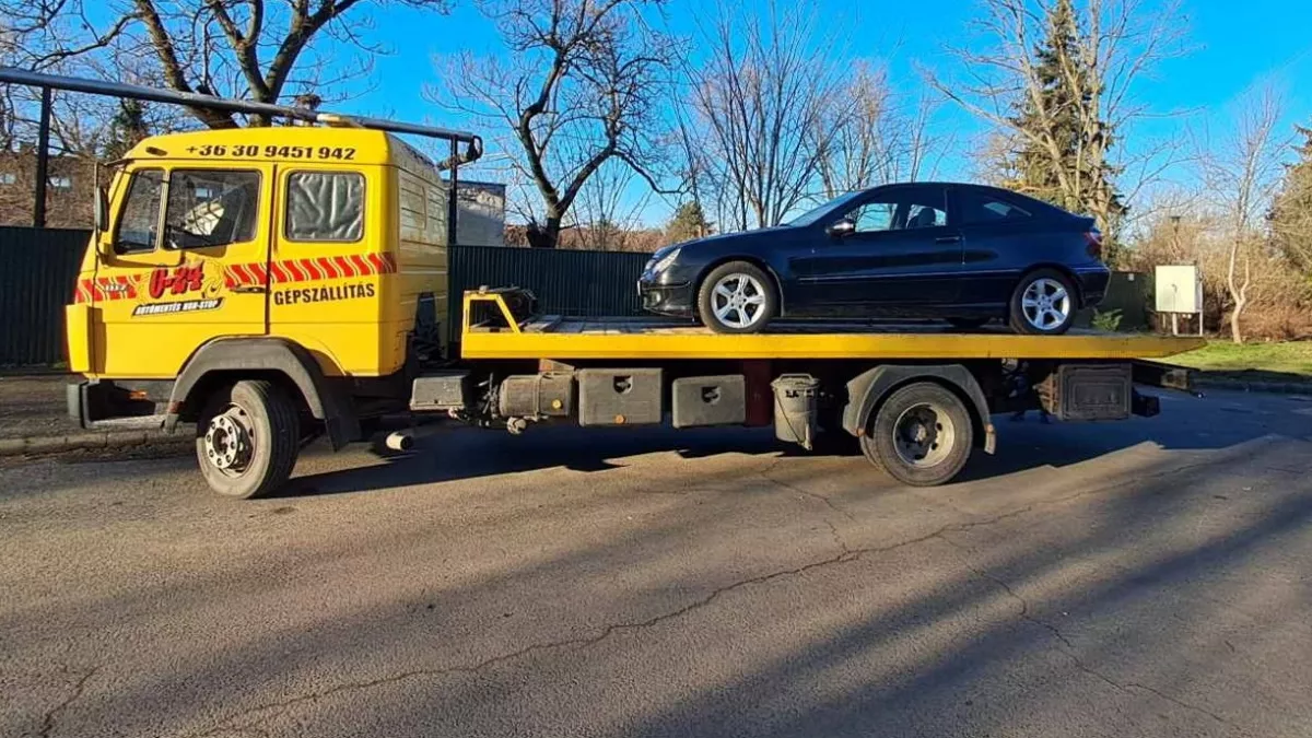 Fekete fecskében tartóztatták le békési férfit, de: két barátja és két kocsi is "ugrott"